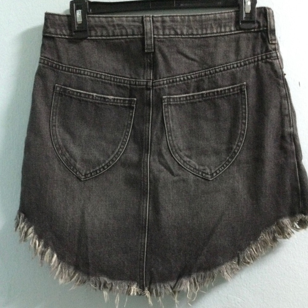 FREE PEOPLE FRINGE/FRAYED DENIM SKIRT - Picture 3 of 3